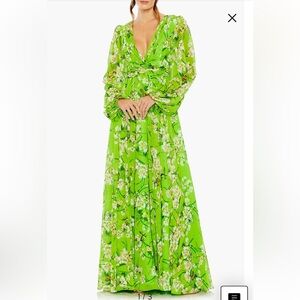 Mac Duggal
Puff Sleeve Floral Print Chiffon Gown